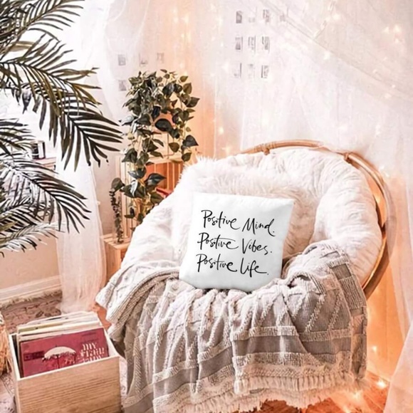 IN STOCK  2 pack - stay positive Cushion cover - Picture 2 of 5